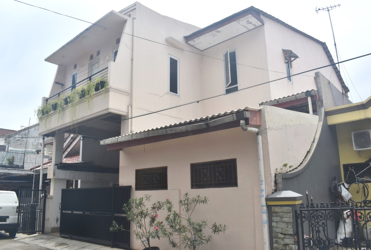 Rumah Cocok Untuk Rumah Kost Kelapa Gading Jakarta Utara - 1